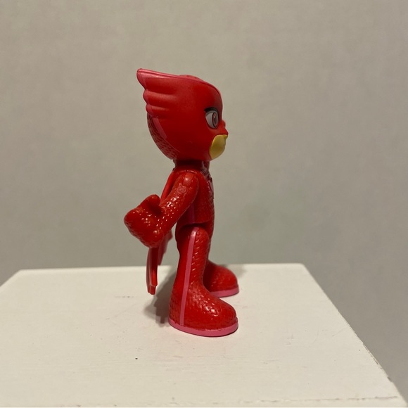 PJ Masks Owlette Figure Red Cape 15 - Picture 2 of 6